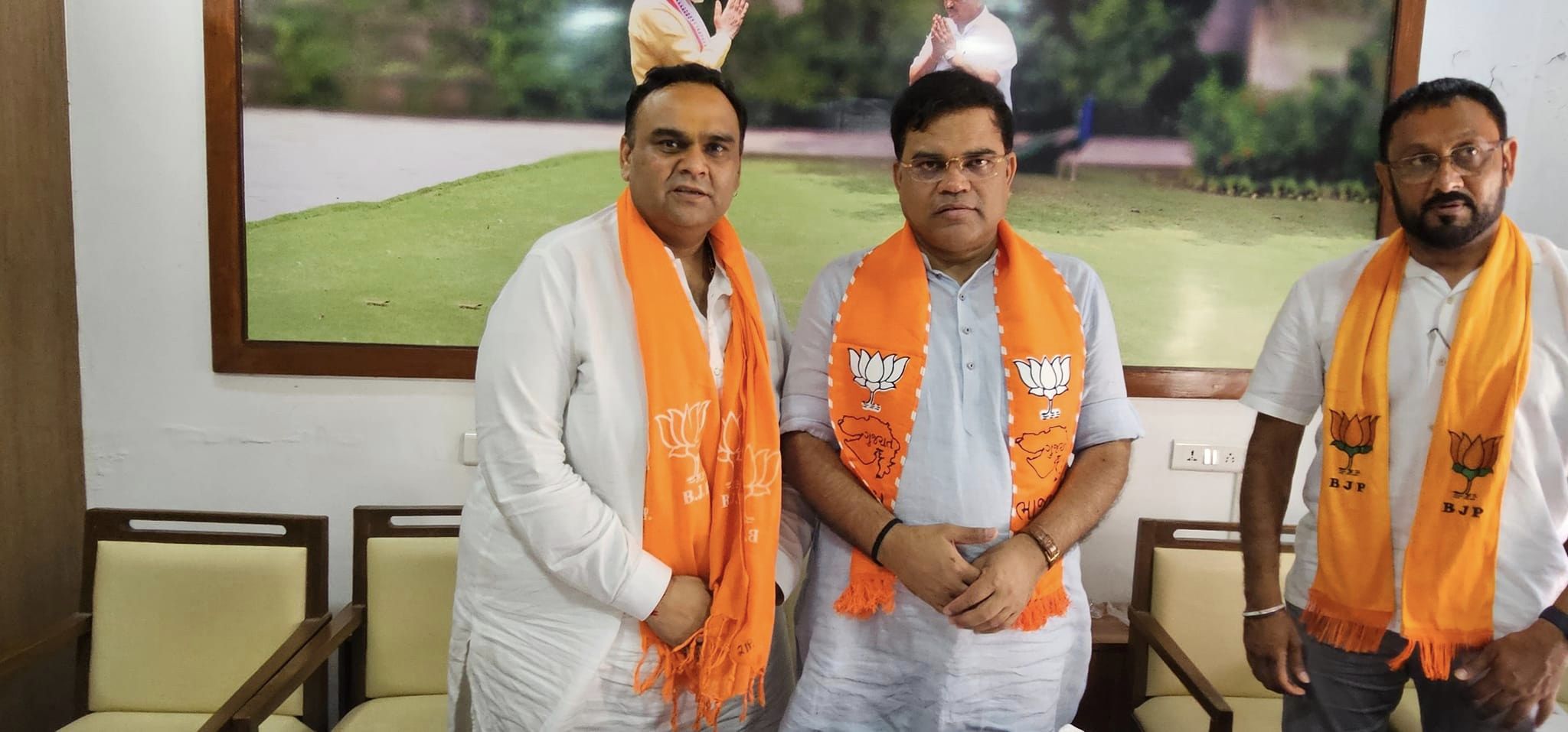 તા.૧૫/૦૪/૨૦૨૪ ના રોજ ૨૩- બારડોલી લોકસભાની ભારતીય જનતા પાર્ટીના મુખ્ય નેતા ગુજરાત પ્રદેશ ભાજપ સંગઠન શ્રી રત્નાકરજીની અધ્યક્ષતામાં યોજાઈ હતી.